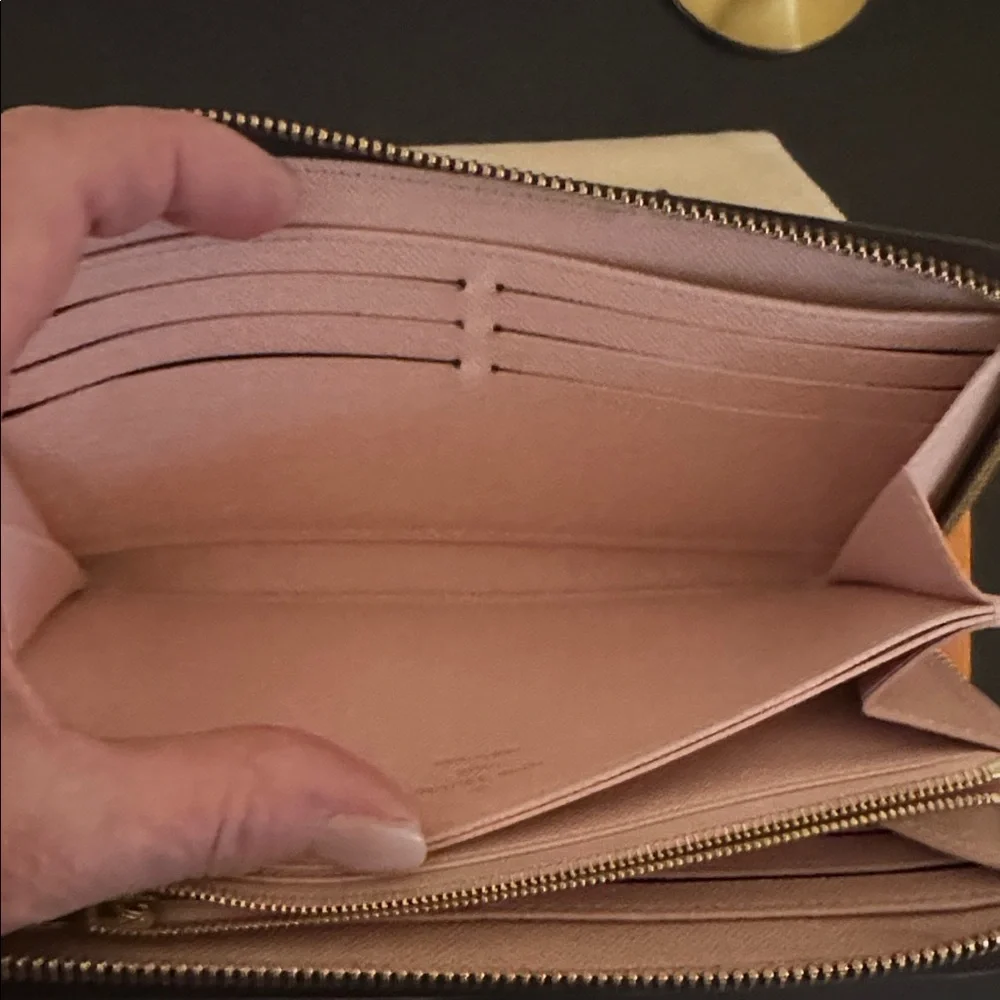 Louis Vuitton Zippy Wallet Damier Ebene Rose Ballerine - Picture 9 of 14